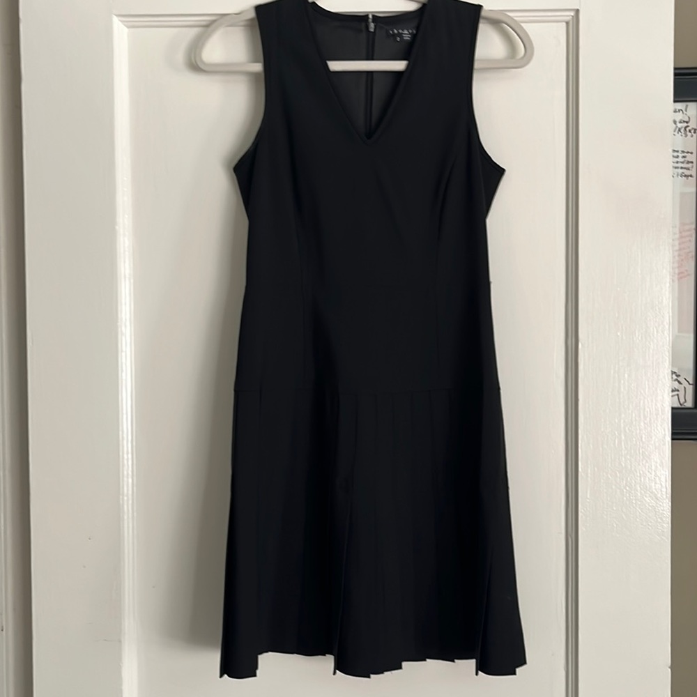 Theory black mini dress drop waist v-neck sleeveless - 2